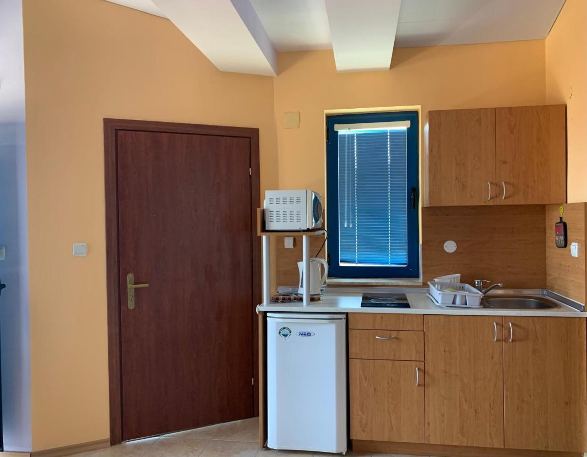 Guest House “Olesya” Obzor Luaran gambar