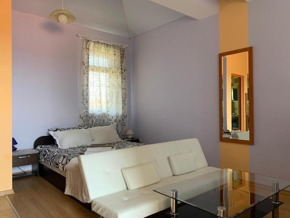 Guest House “Olesya” Obzor Luaran gambar