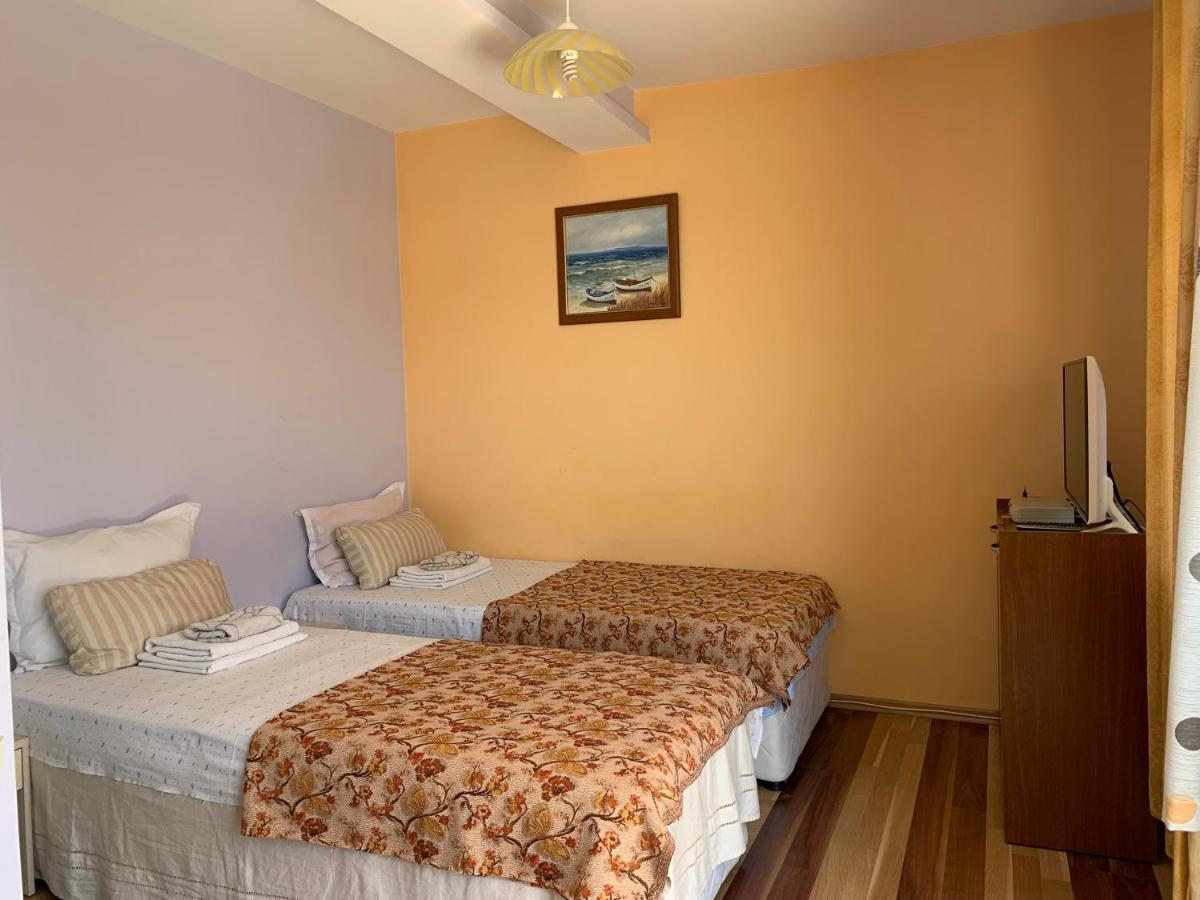 Guest House “Olesya” Obzor Luaran gambar