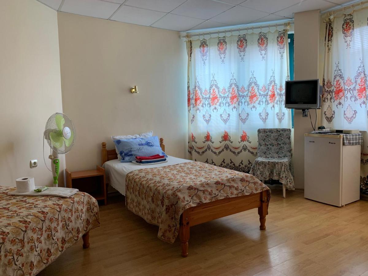Guest House “Olesya” Obzor Luaran gambar